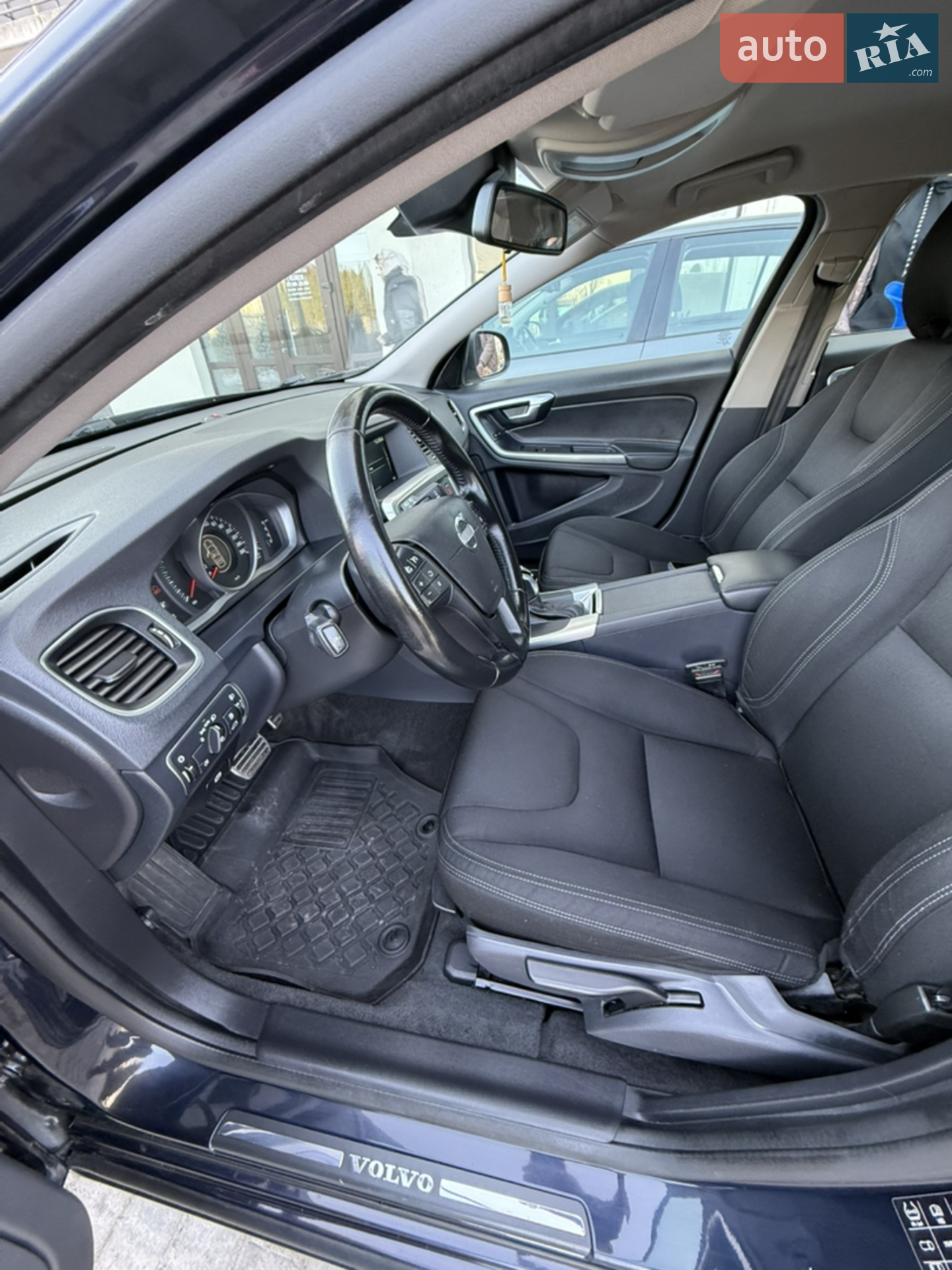 2016 Volvo V60 - мініатюра 7