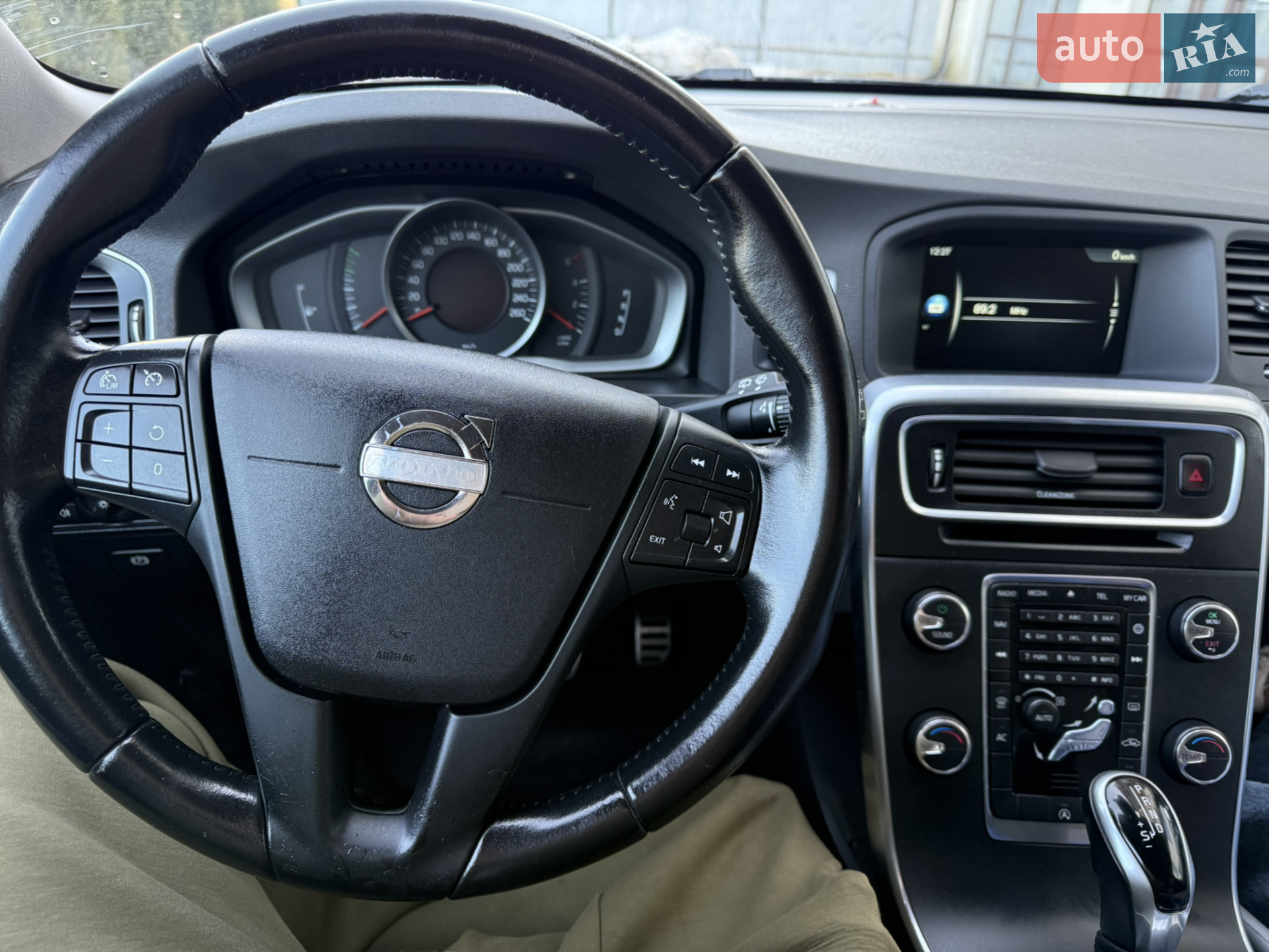 2016 Volvo V60 - мініатюра 17