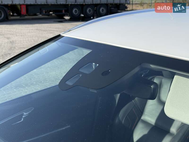 Универсал Volvo V60 2015 в Бродах фото 44 Универсал Volvo V60 2015 в Бродах