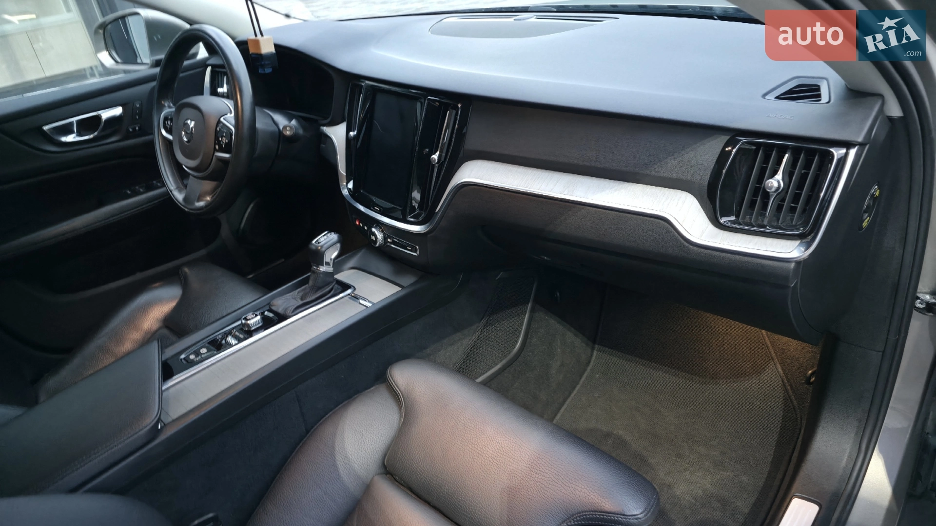 2019 Volvo V60 - мініатюра 21