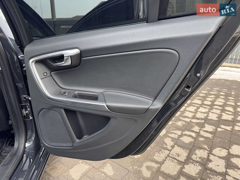 Універсал Volvo V60 2014 в Івано-Франківську фото 42 Універсал Volvo V60 2014 в Івано-Франківську