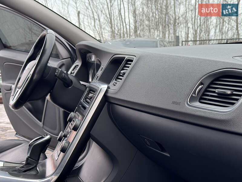 Універсал Volvo V60 2014 в Івано-Франківську фото 50 Універсал Volvo V60 2014 в Івано-Франківську