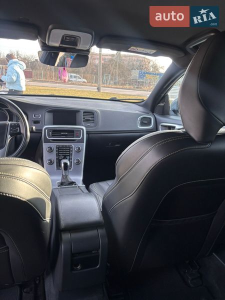 Универсал Volvo V60 2018 в Дрогобыче