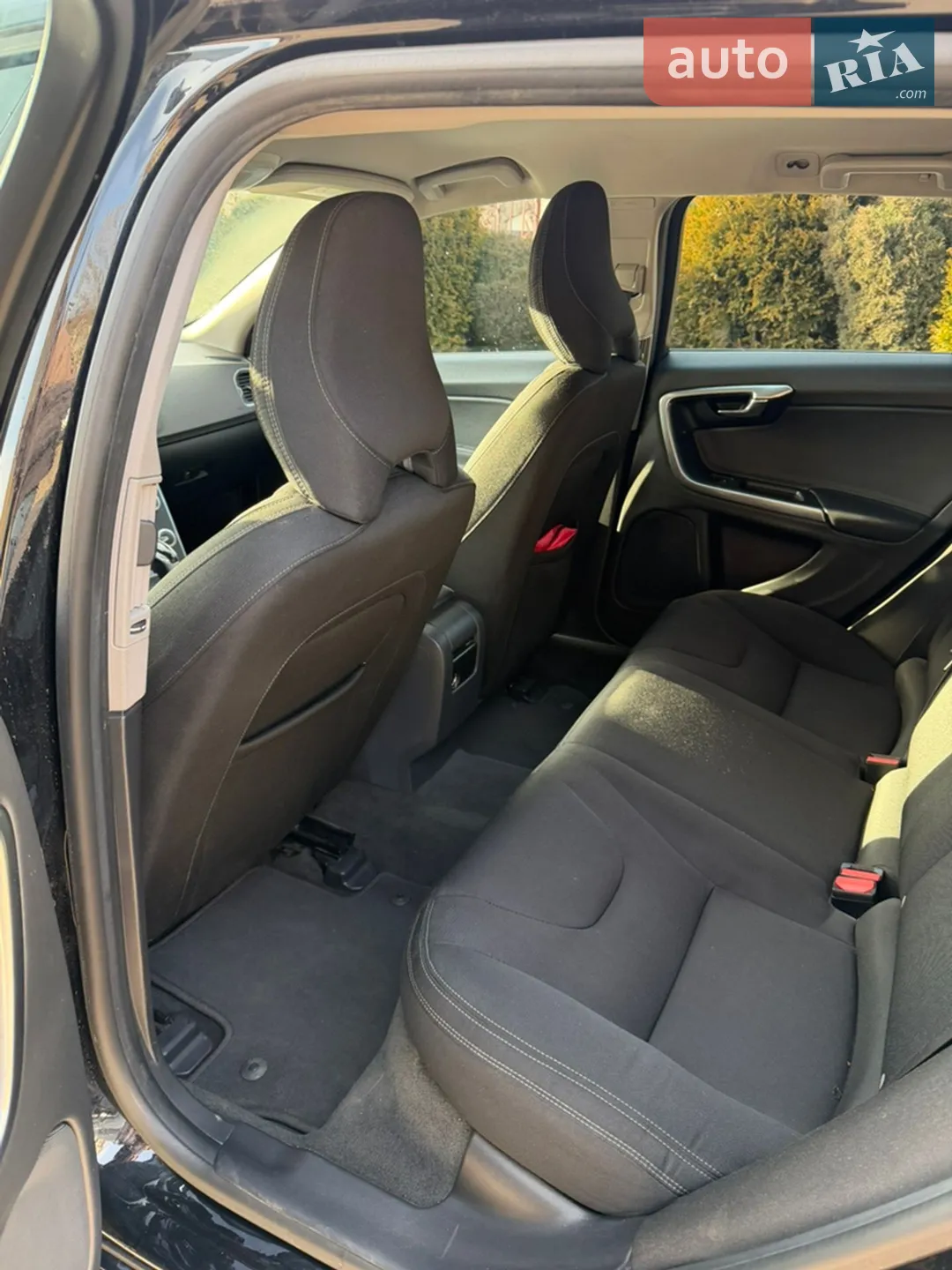 2015 Volvo V60 - мініатюра 9