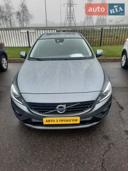 Універсал Volvo V60 2017 в Полтаві