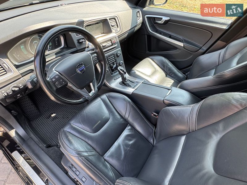 Универсал Volvo V60 2013 в Одессе