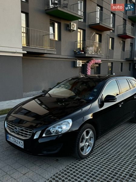 Универсал Volvo V60 2011 в Львове
