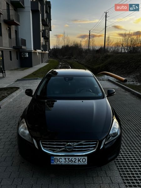 Универсал Volvo V60 2011 в Львове
