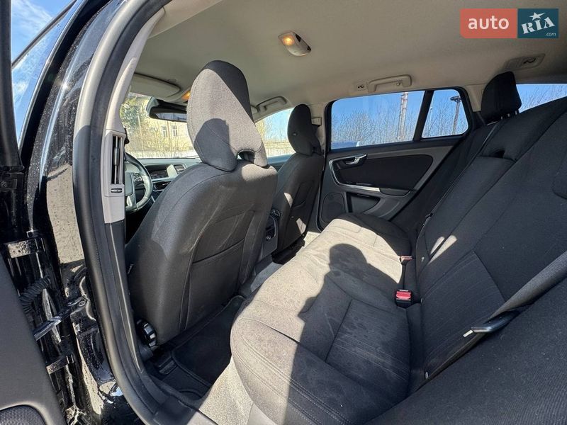 Універсал Volvo V60 2012 в Львові