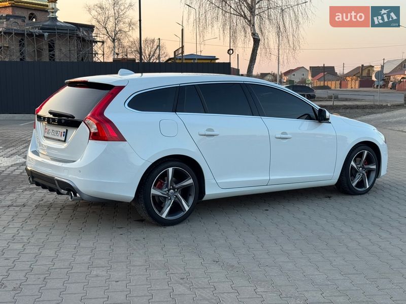 Универсал Volvo V60 2011 в Луцке