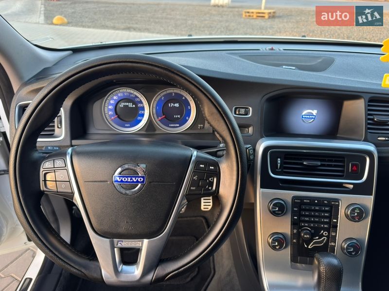 Универсал Volvo V60 2011 в Луцке