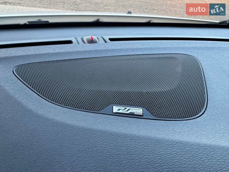 Универсал Volvo V60 2011 в Луцке