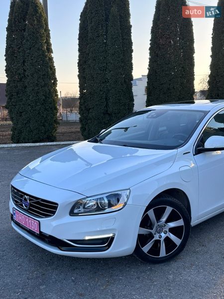 Універсал Volvo V60 2014 в Дубні