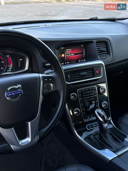 Універсал Volvo V60 2014 в Дубні