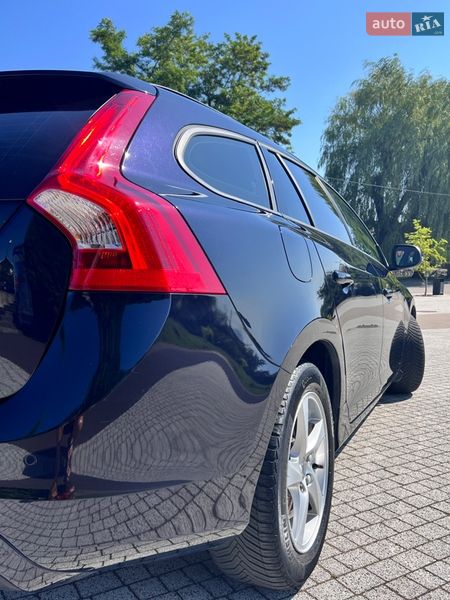 Універсал Volvo V60 2016 в Львові фото 18 Універсал Volvo V60 2016 в Львові