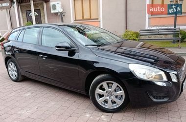 Універсал Volvo V60 2011 в Стрию