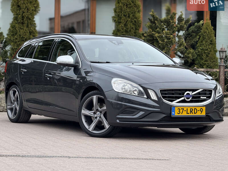 Універсал Volvo V60 2012 в Стрию
