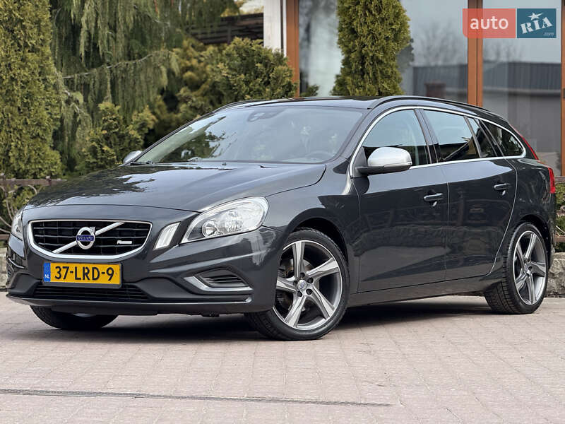 Універсал Volvo V60 2012 в Стрию