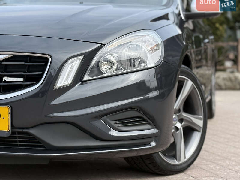 Універсал Volvo V60 2012 в Стрию