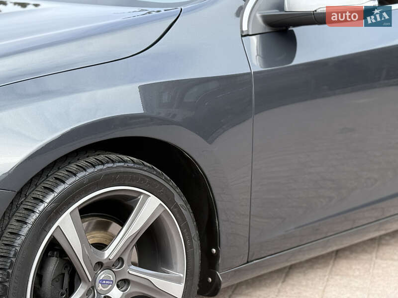 Універсал Volvo V60 2012 в Стрию