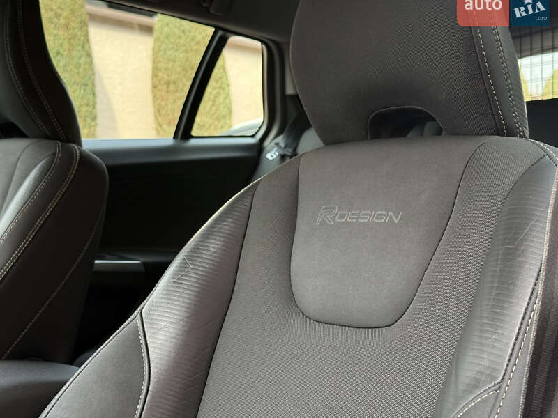 Універсал Volvo V60 2012 в Стрию