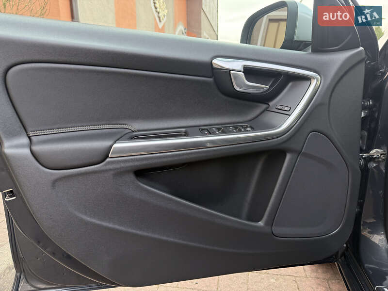 Універсал Volvo V60 2012 в Стрию