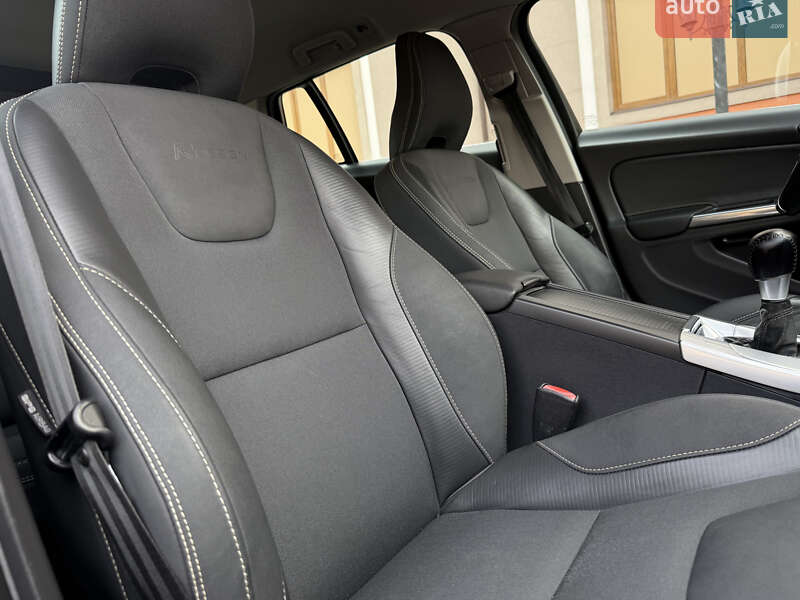 Універсал Volvo V60 2012 в Стрию