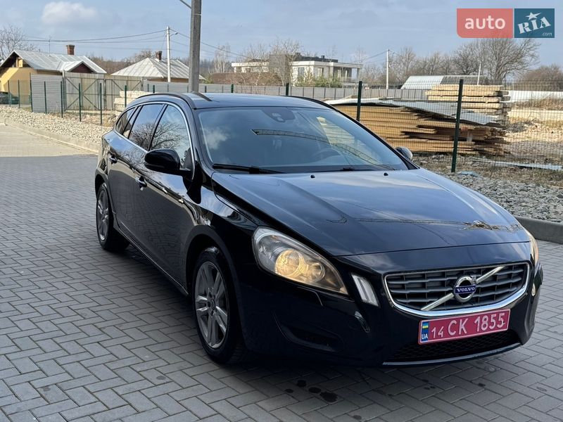 Универсал Volvo V60 2013 в Калуше