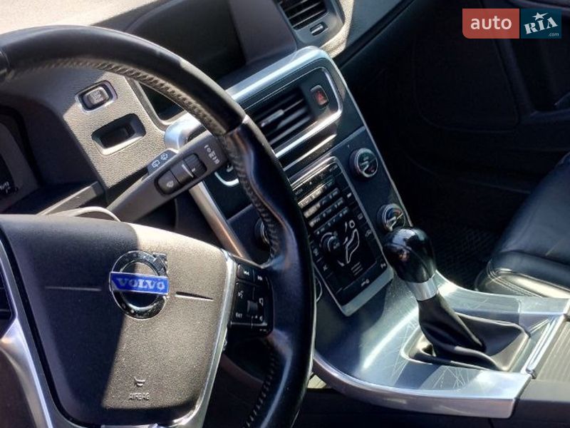 Универсал Volvo V60 2012 в Львове