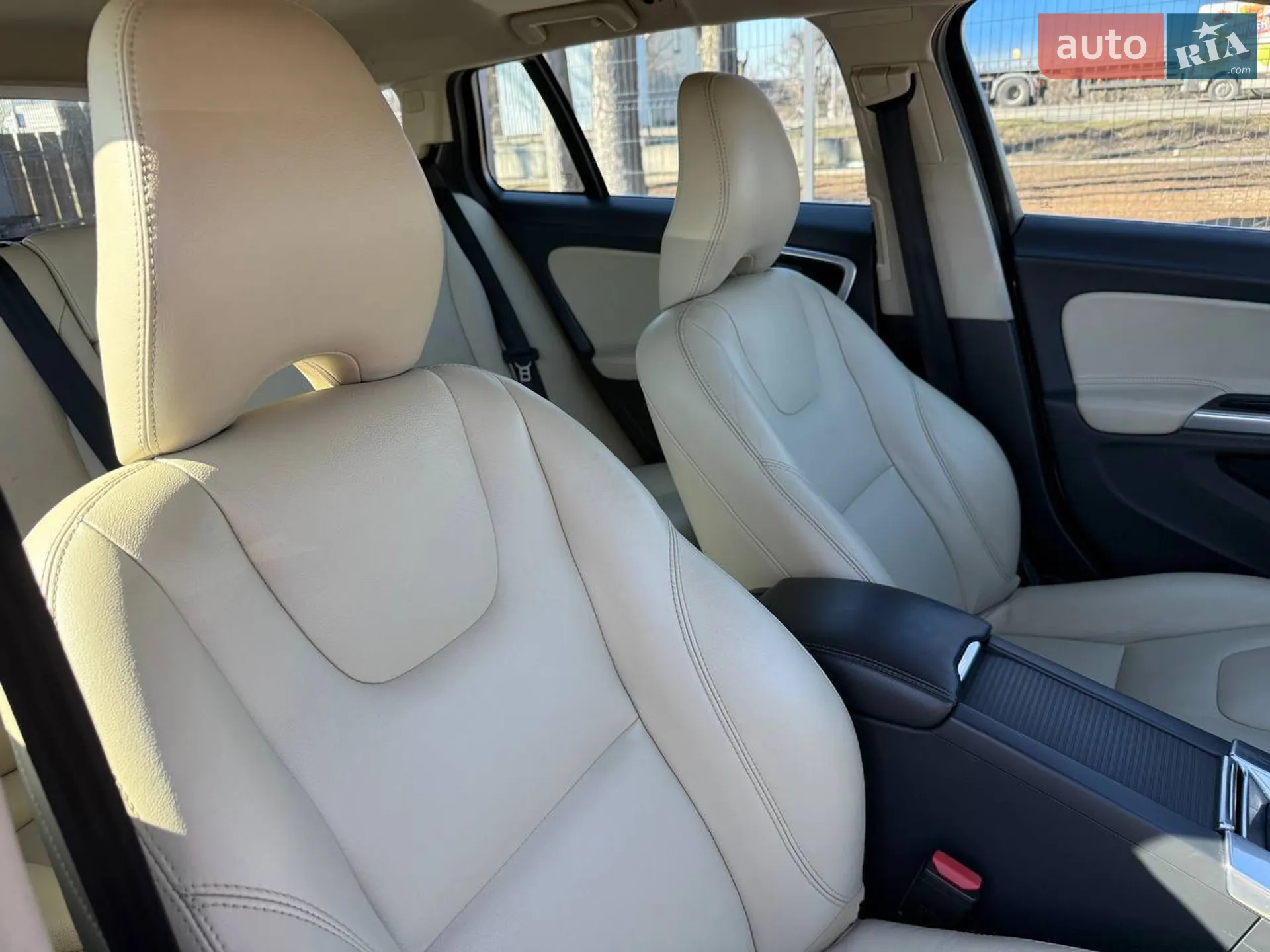 2017 Volvo V60 - мініатюра 54