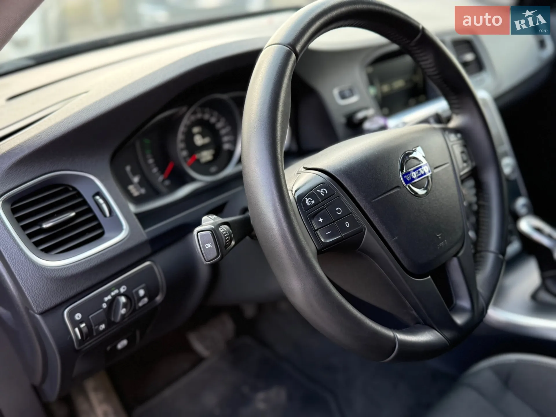 2016 Volvo V60 - мініатюра 18