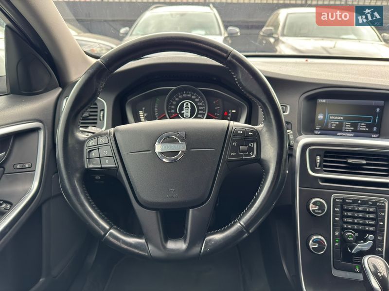 Универсал Volvo V60 2013 в Киеве фото 46 Универсал Volvo V60 2013 в Киеве