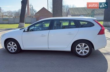 Универсал Volvo V60 2012 в Карловке