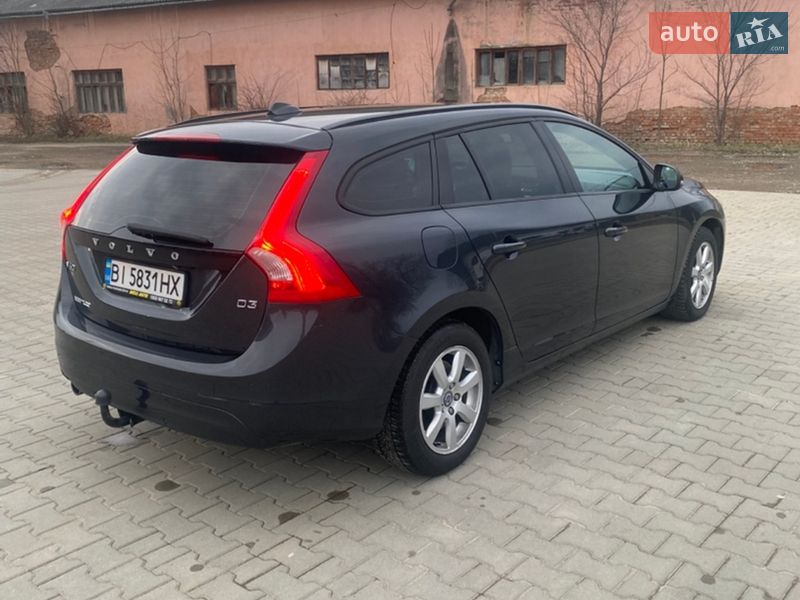 Универсал Volvo V60 2014 в Косове