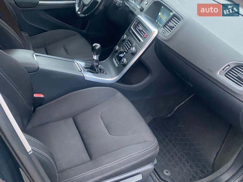 Универсал Volvo V60 2014 в Косове