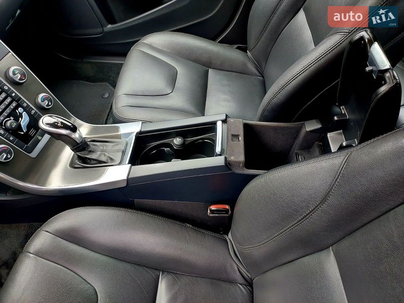 Универсал Volvo V60 2014 в Бродах