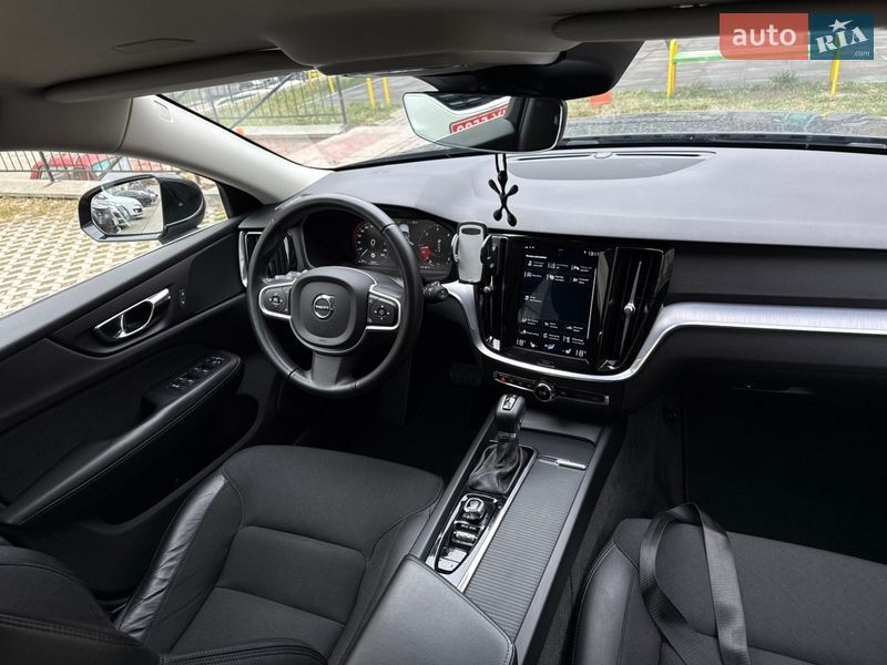 Универсал Volvo V60 2020 в Тернополе фото 80 Универсал Volvo V60 2020 в Тернополе
