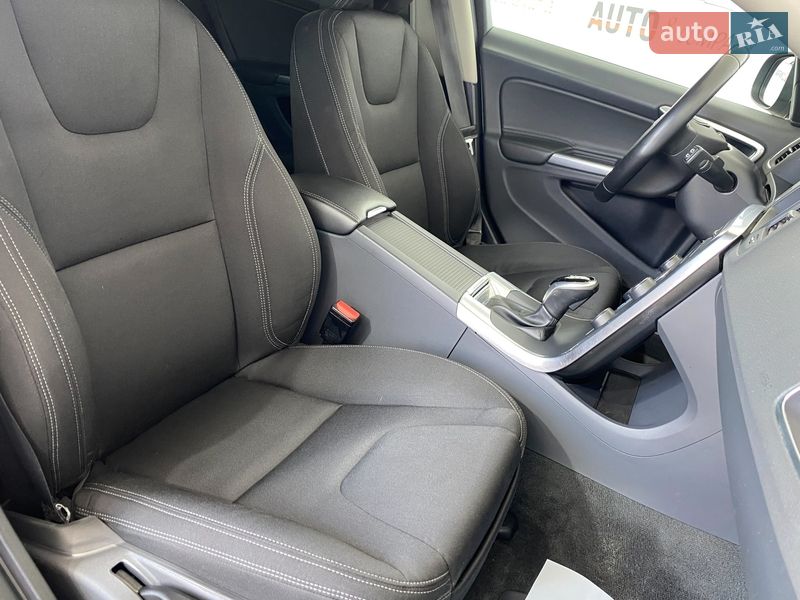 Универсал Volvo V60 2018 в Львове