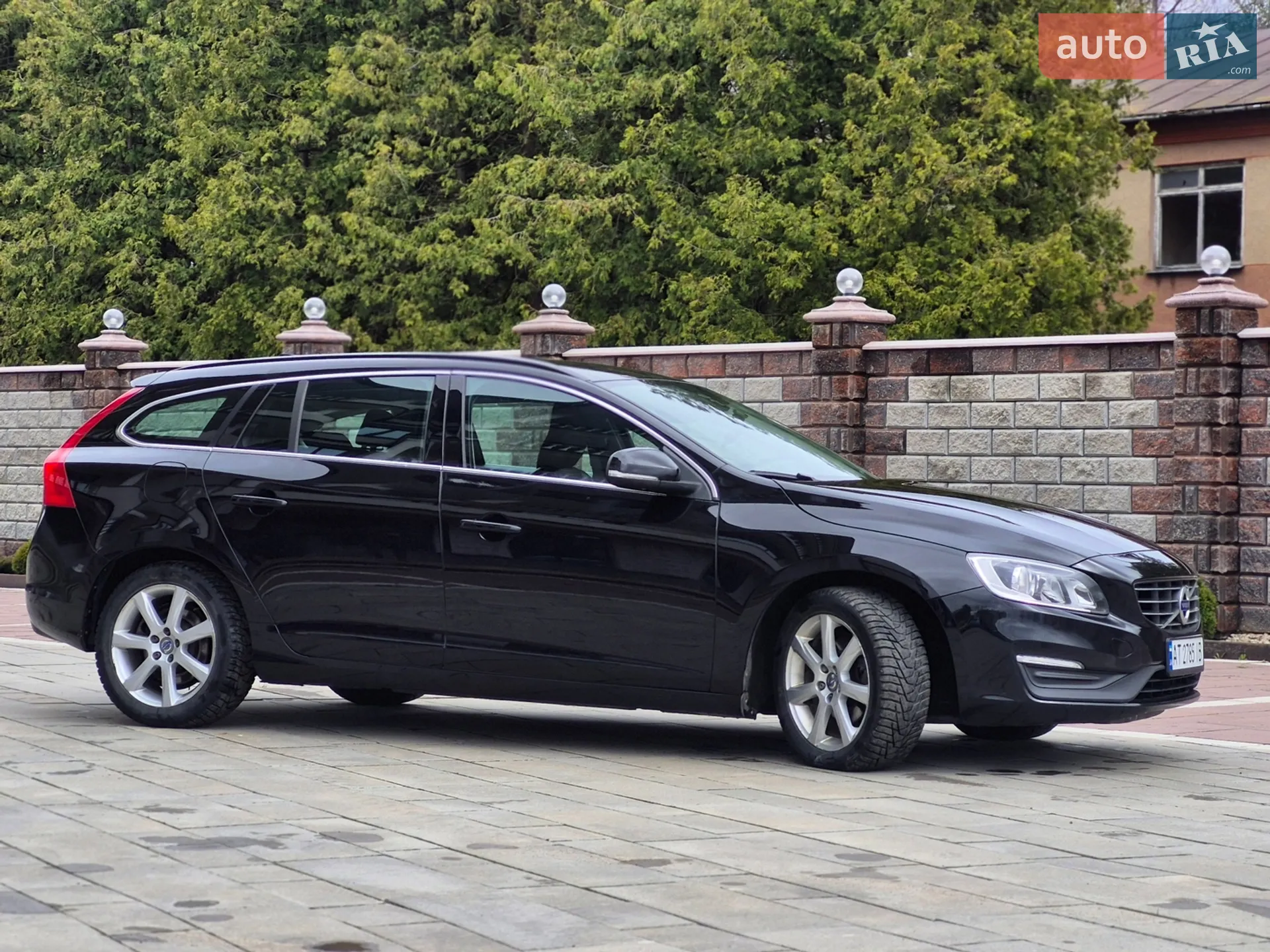 2015 Volvo V60 - мініатюра 9