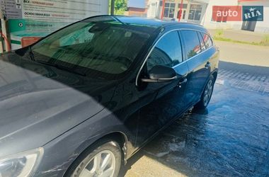 Универсал Volvo V60 2013 в Киеве