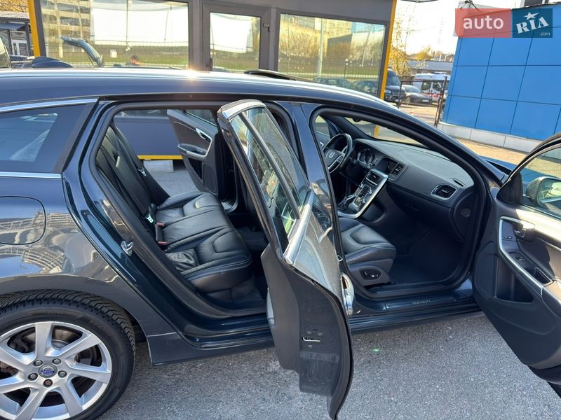 Універсал Volvo V60 2014 в Києві