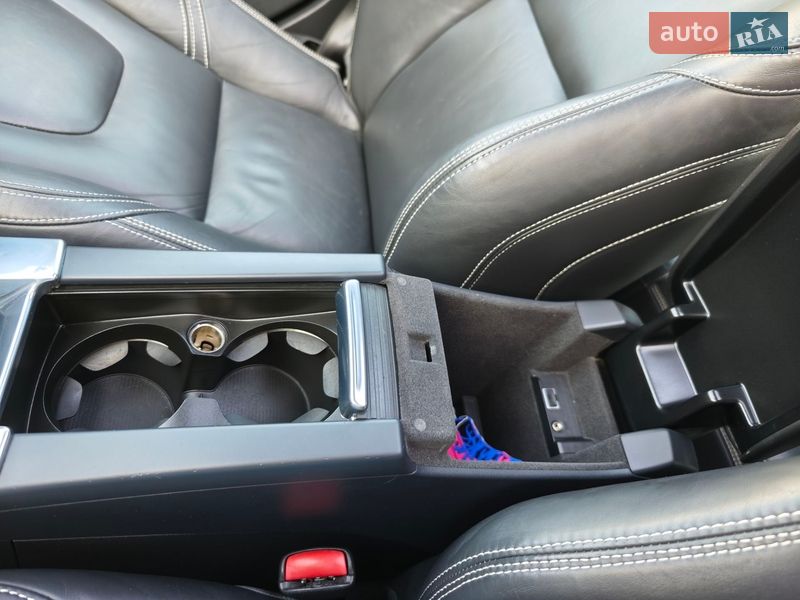 Універсал Volvo V60 2014 в Києві