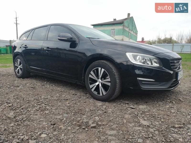 Volvo V60 2015