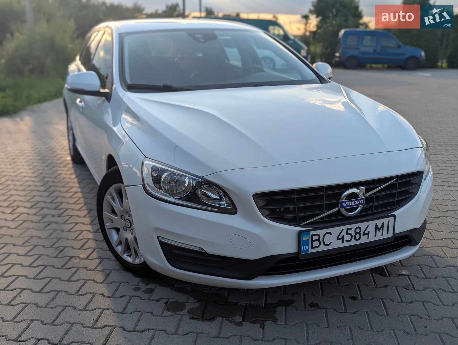 2016 Volvo V60 - мініатюра 6