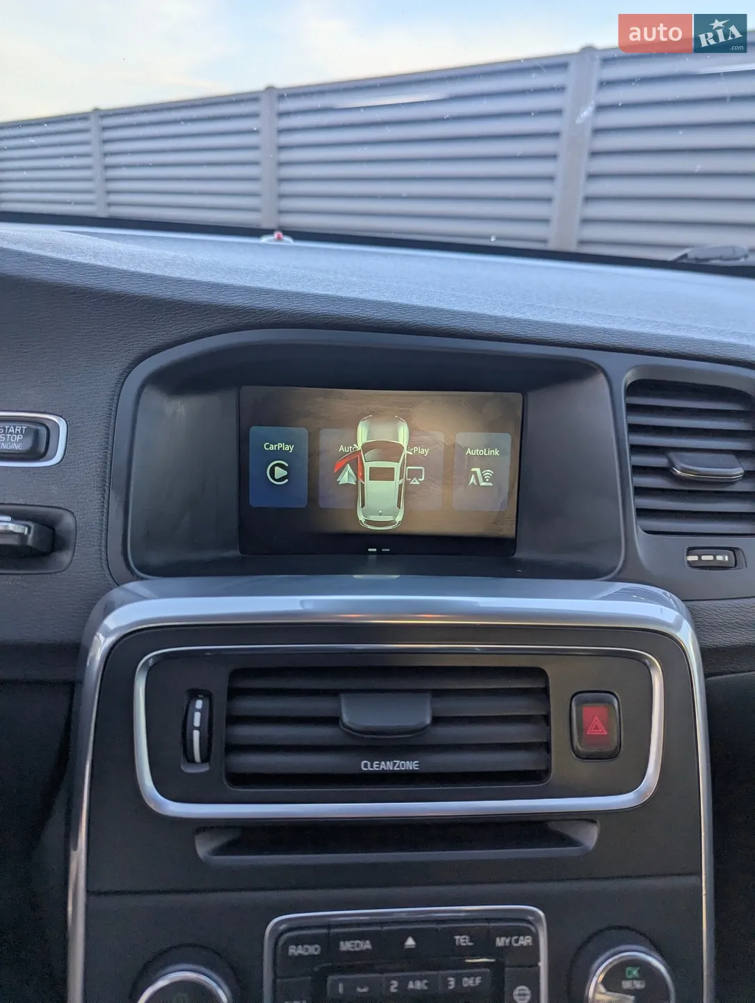 2016 Volvo V60 - мініатюра 18