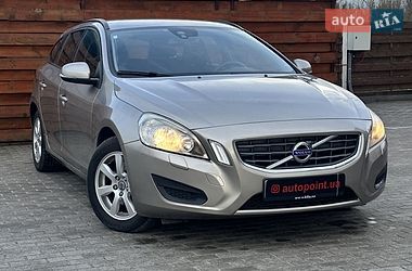 Универсал Volvo V60 2011 в Белогородке