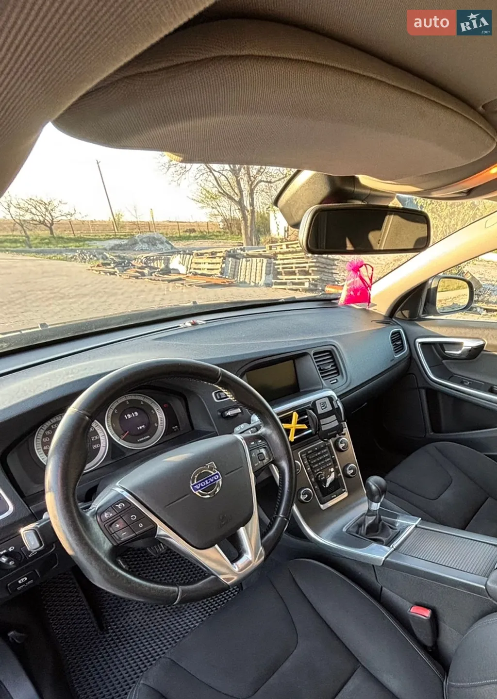 2011 Volvo V60 - мініатюра 9