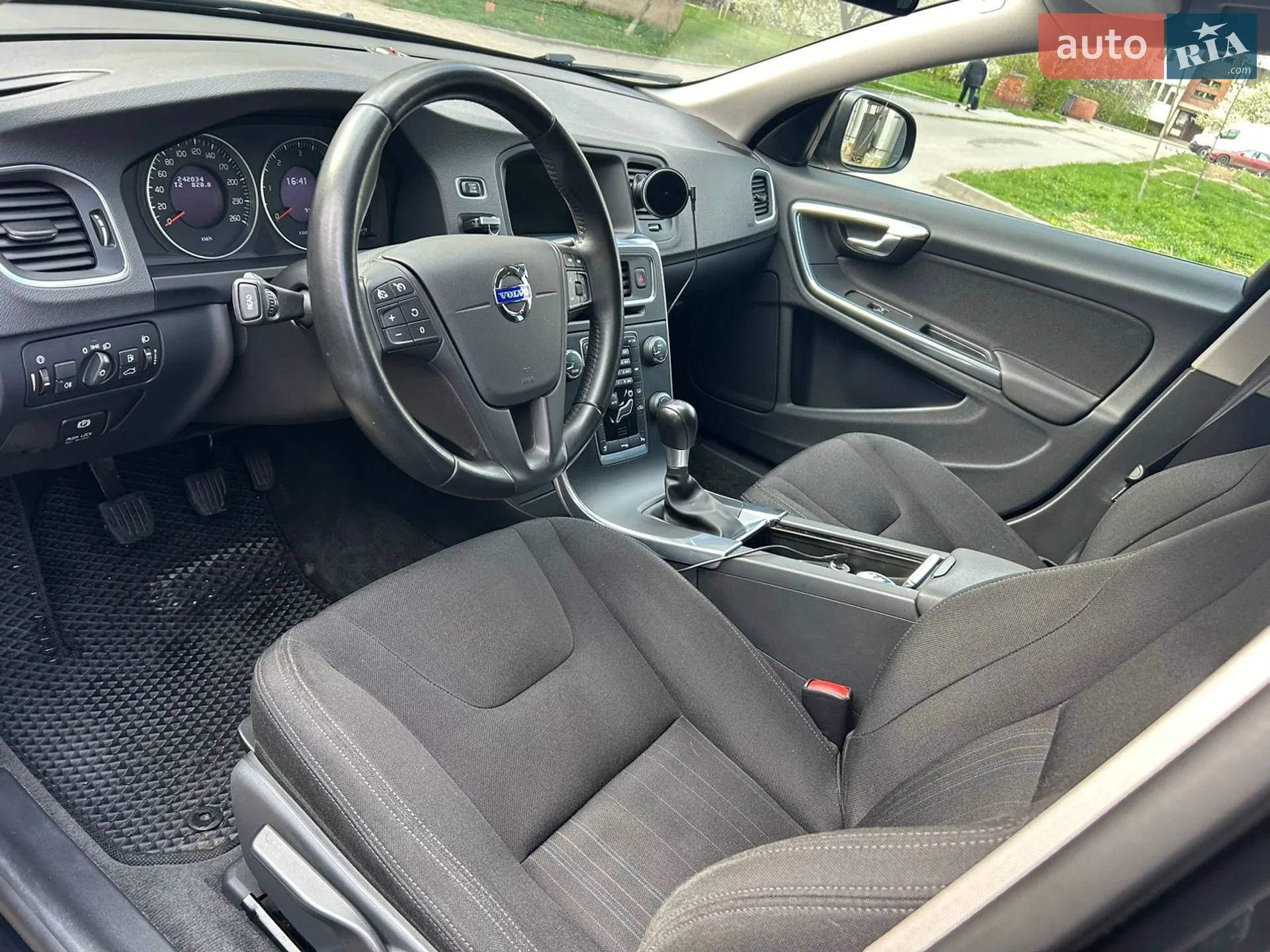 2012 Volvo V60 - мініатюра 10