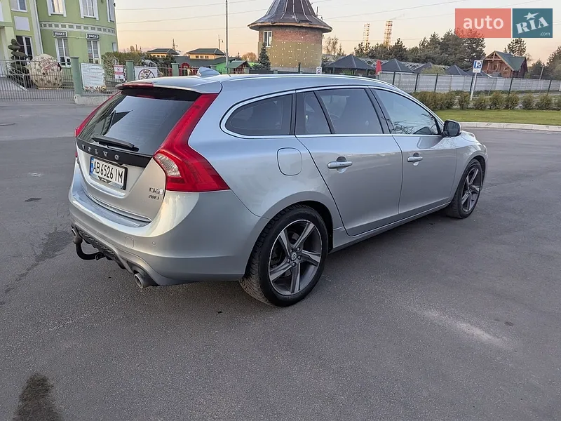 Volvo V60 2014 VIN YV1GWAA50F1224512 фото оголошення 10 з 126