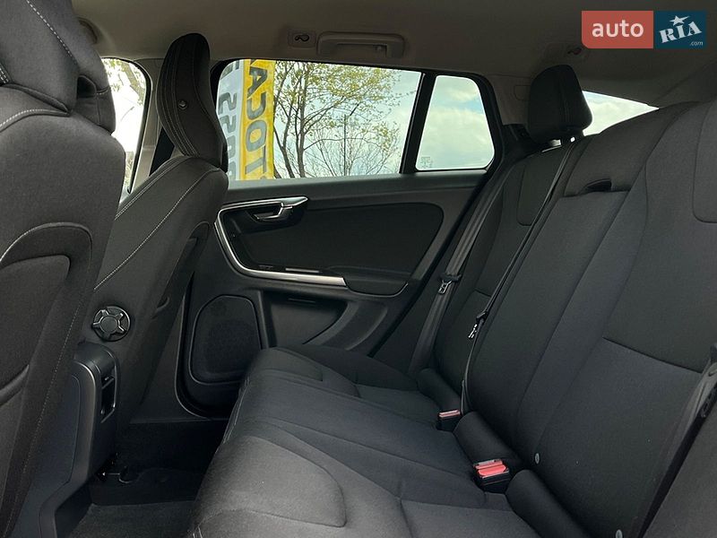Универсал Volvo V60 2014 в Коломые фото 22 Универсал Volvo V60 2014 в Коломые